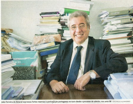 «SÓ A SAÍDA DO EURO EVITA DÉCADAS DE ESTAGNAÇÃO» 